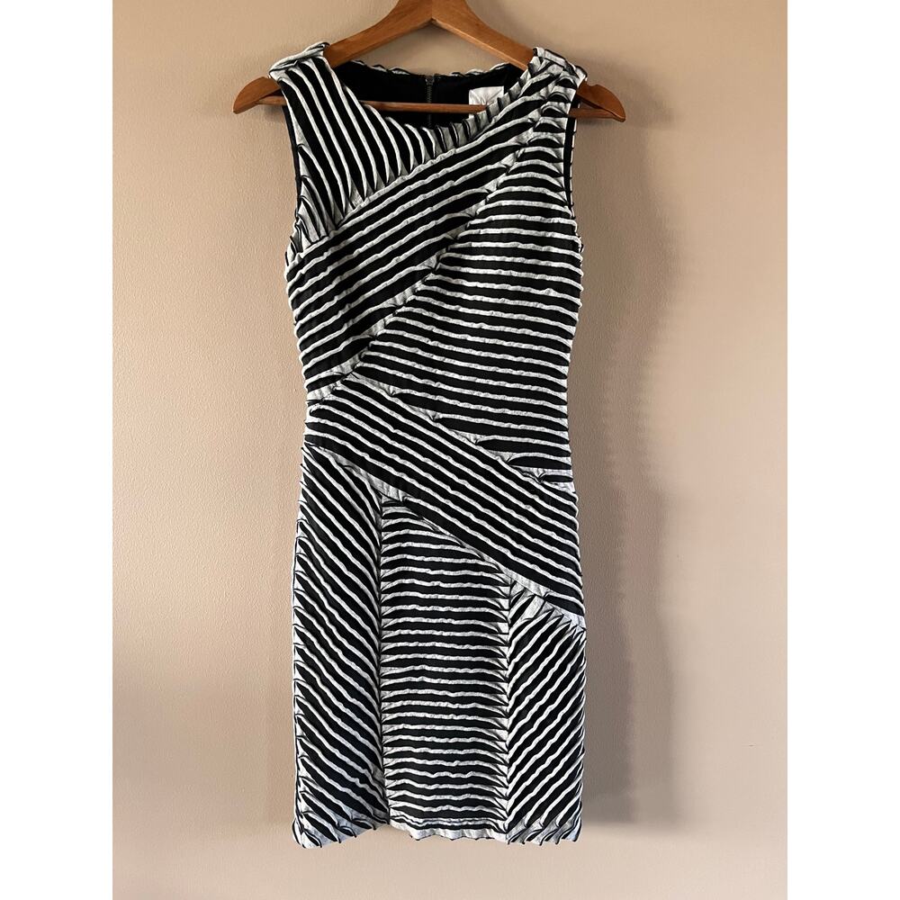 Nicole Miller Studio Black Gray Sleeveless Mini Bodycon Dress